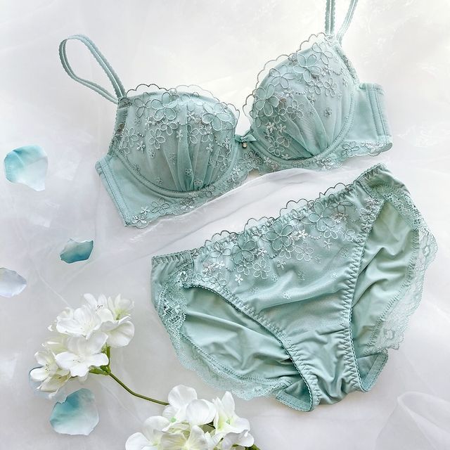 Combo Of 8 Bra & panties Set | BP-04