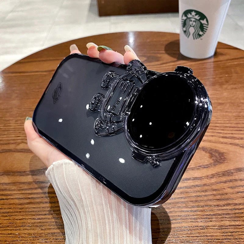 Astronaut Lens Bracket Electroplated Phone Case