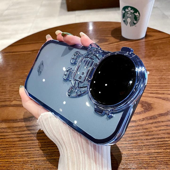 Astronaut Lens Bracket Electroplated Phone Case